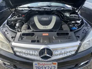 Mercedes-Benz C300 2010 Black