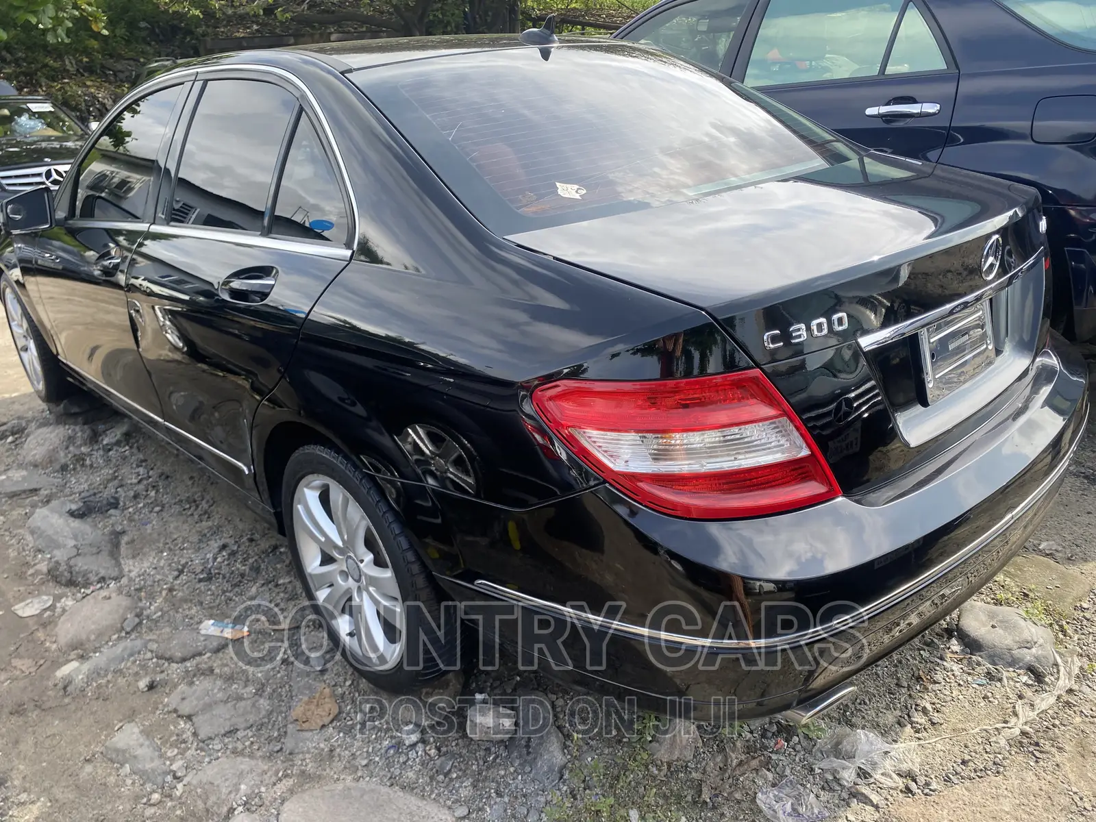 Mercedes-Benz C300 2010 Black