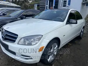 Mercedes-Benz C300 2010 White