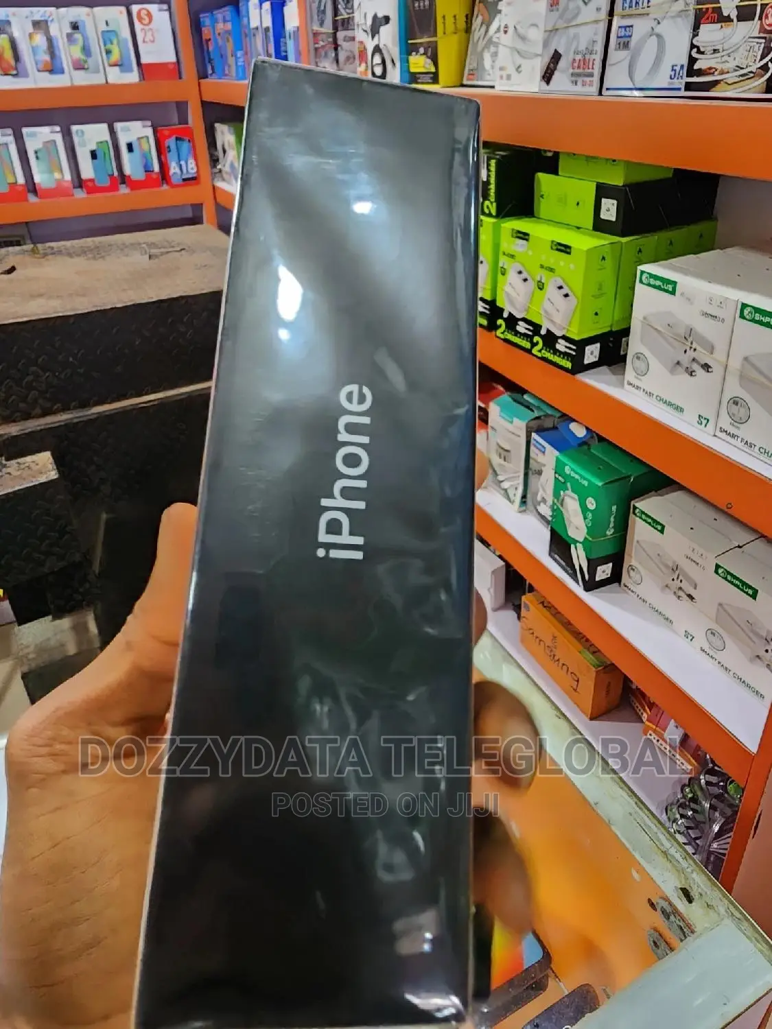 New Apple iPhone 11 Pro Max 64 GB Silver