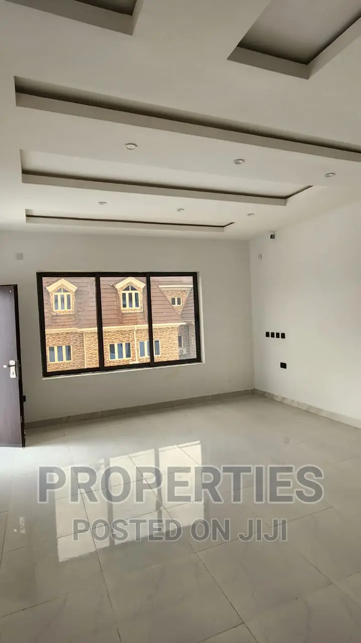 5bdrm Duplex in Asokoro for rent