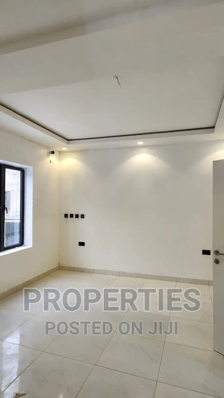 5bdrm Duplex in Asokoro for rent