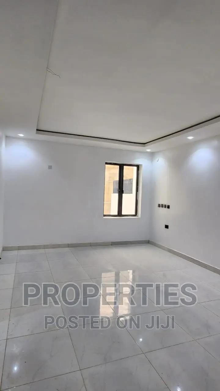5bdrm Duplex in Asokoro for rent