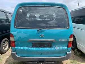 Toyota HiAce 1999 Blue