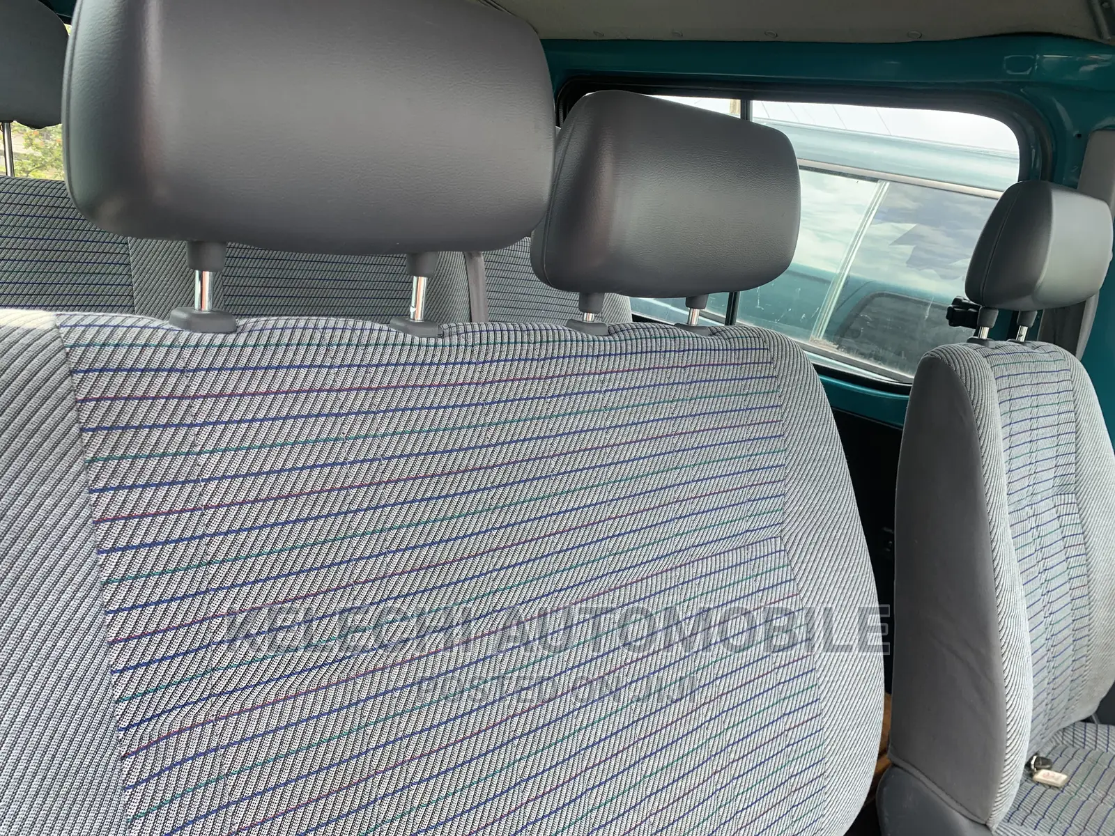 Toyota HiAce 1999 Blue