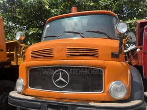 Mercedes-Benz 1513 Tipper 10bolt