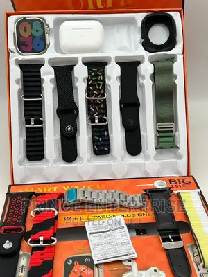 Ultra Smart Watch 12 + 1 a Combination Airpod Pro