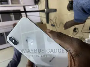 Apple iPhone X 64 GB White