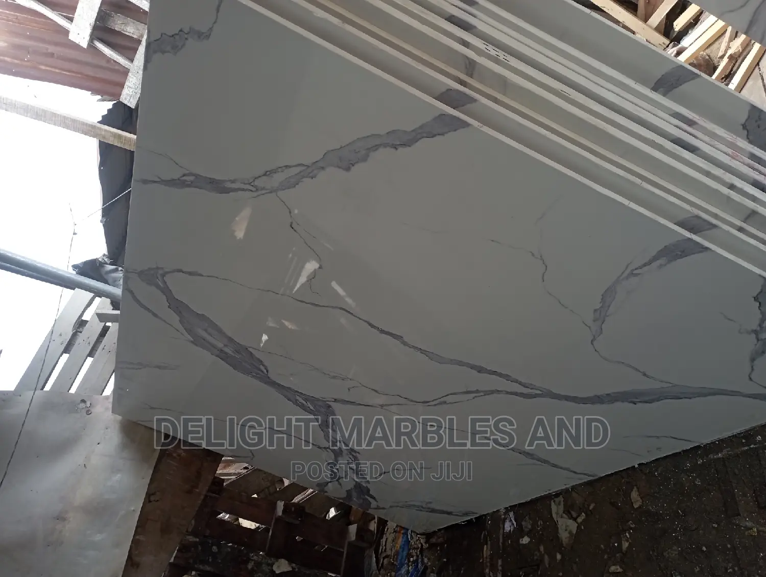 Marbles Quartz 274 × 184
