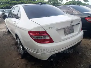 Mercedes-Benz C300 2010 White