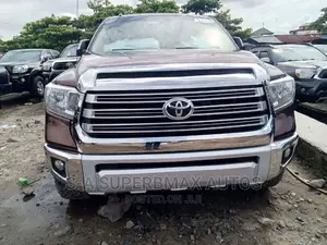 Toyota Tundra 2018 Brown