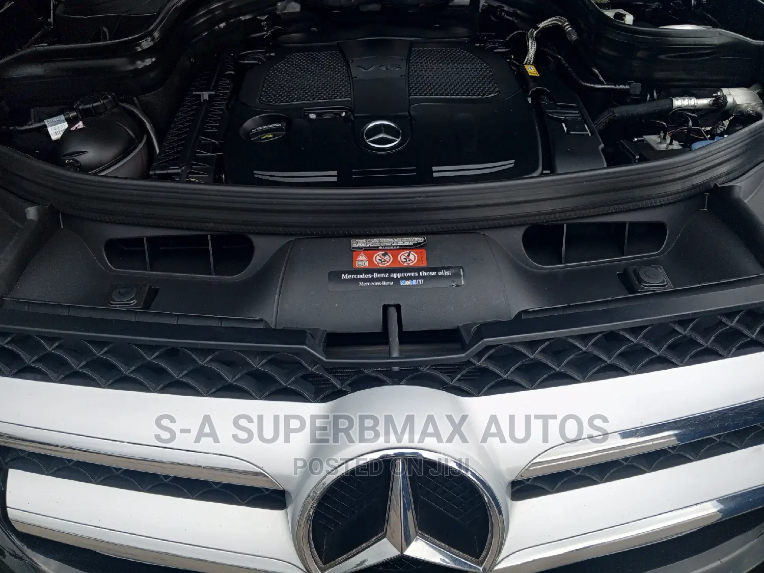 Mercedes-Benz GLK-Class Base GLK 350 4dr AWD 4MATIC (3.5L 6cyl 7A) 2015