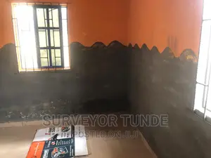 1bdrm House in Victory Estate, Agric for rent