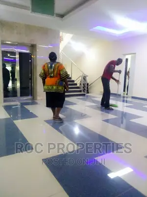 Store/Showroom/Optical/Pick Up Space for Rent