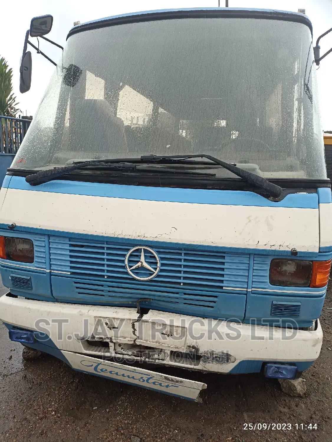 Mercedes-Benz Sprinter 2005 Blue