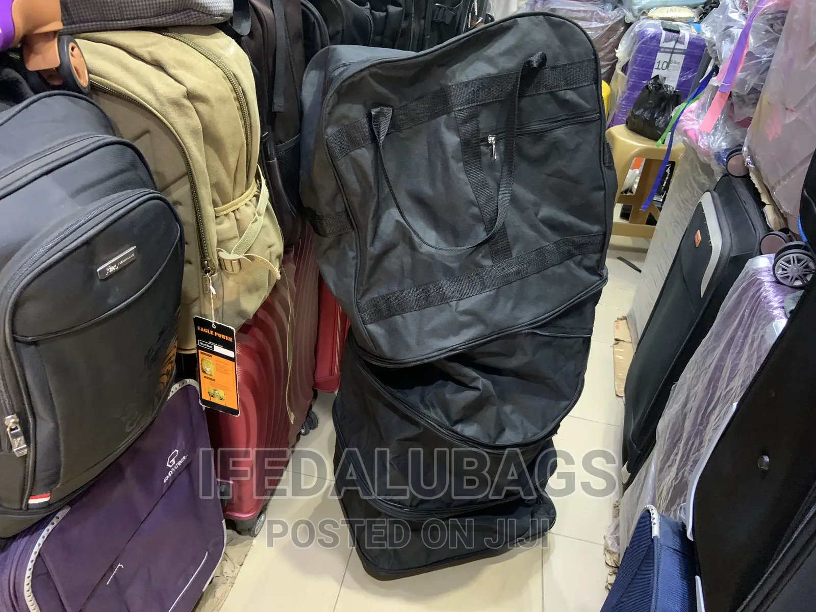 Biggest Size Weightless Collapse-Able Bag With 5 Wheels