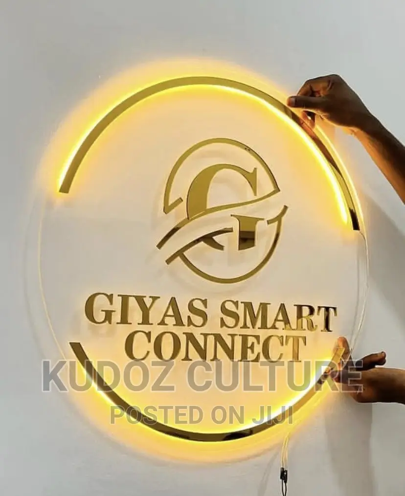 2d/3d Plastic Signage for Brands, Fuel Station, Schools Etc.