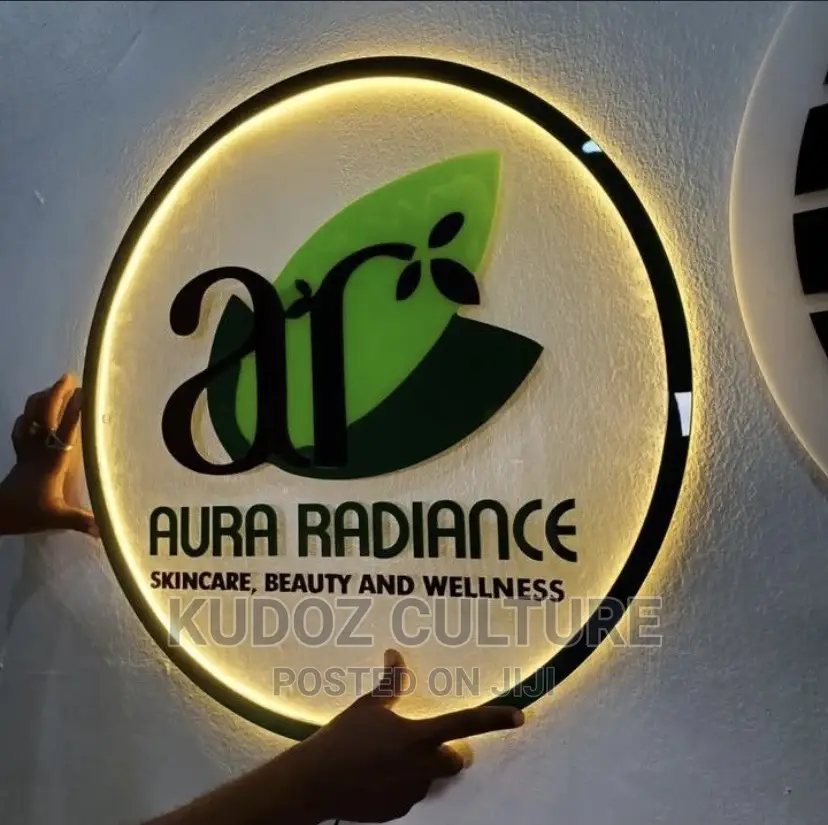 2d/3d Plastic Signage for Brands, Fuel Station, Schools Etc.