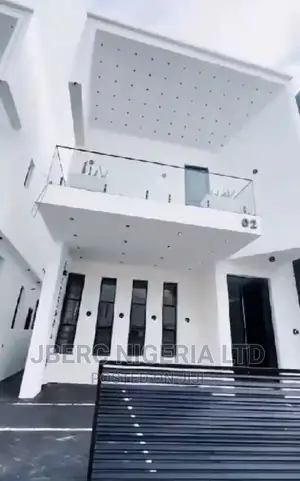 5bdrm Duplex in Chevron Estate for sale