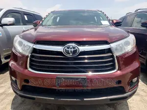 Toyota Highlander 2016 Red
