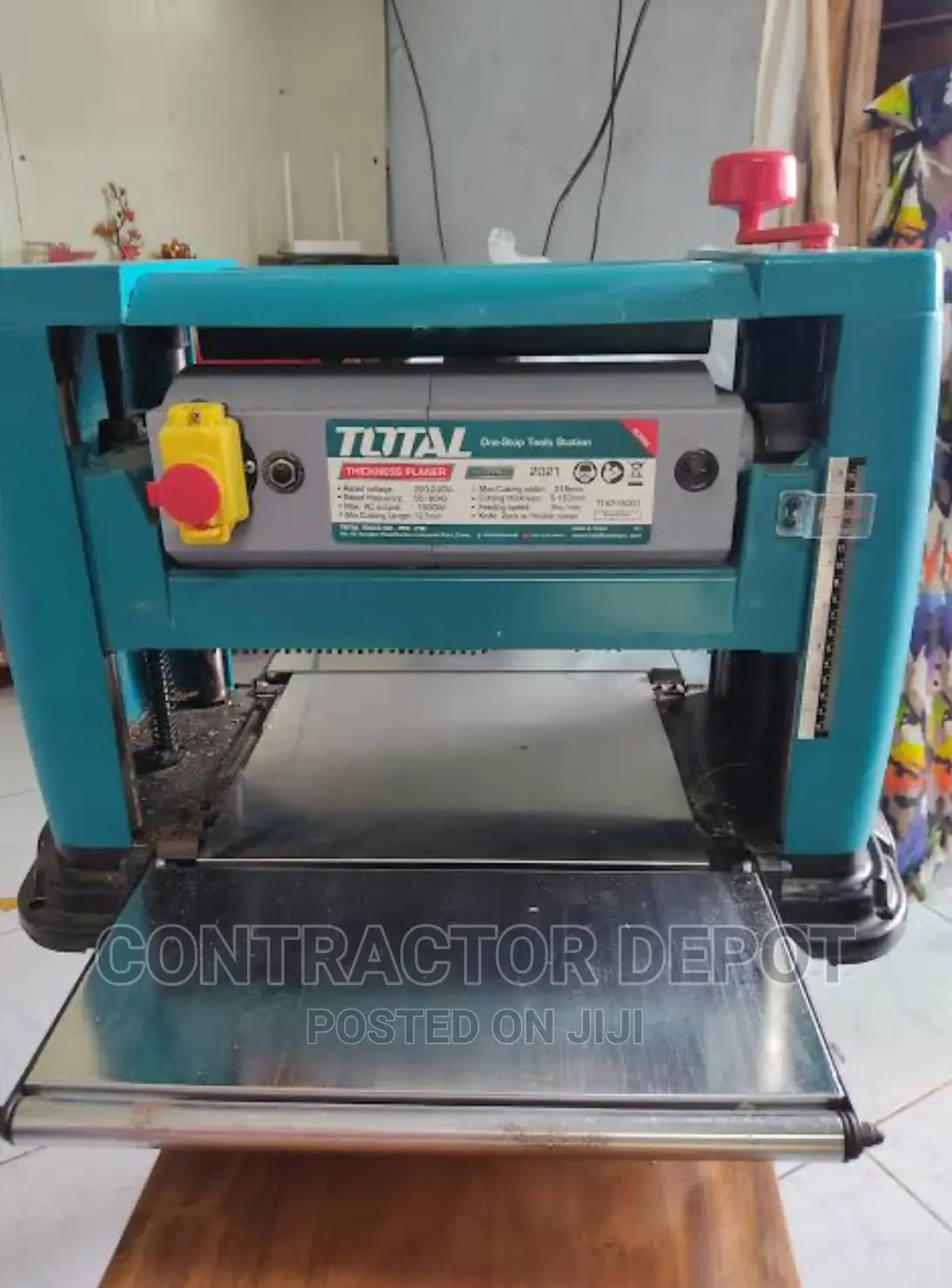 Total TTKP15001 Thickness / Bench Planer
