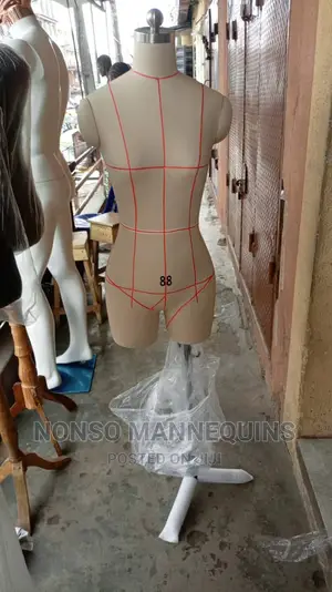 Fully Pinnable Size 8 Display Body Form