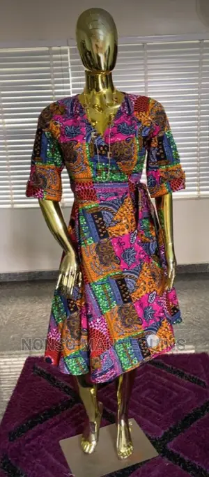 Size 12 Display Gold Mannequin Female