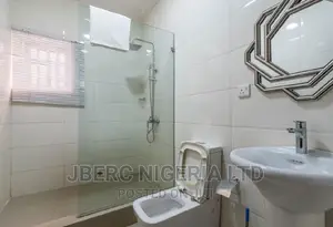 Short Stay Apartment Lekki -right