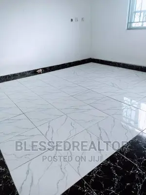 2bdrm Block of Flats in World Bank Estate, Owerri for rent
