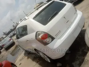 Pontiac Vibe 2010 White