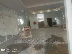 Photo - 97sqm Commercial Shop Barbers Unisex Saloon Etc