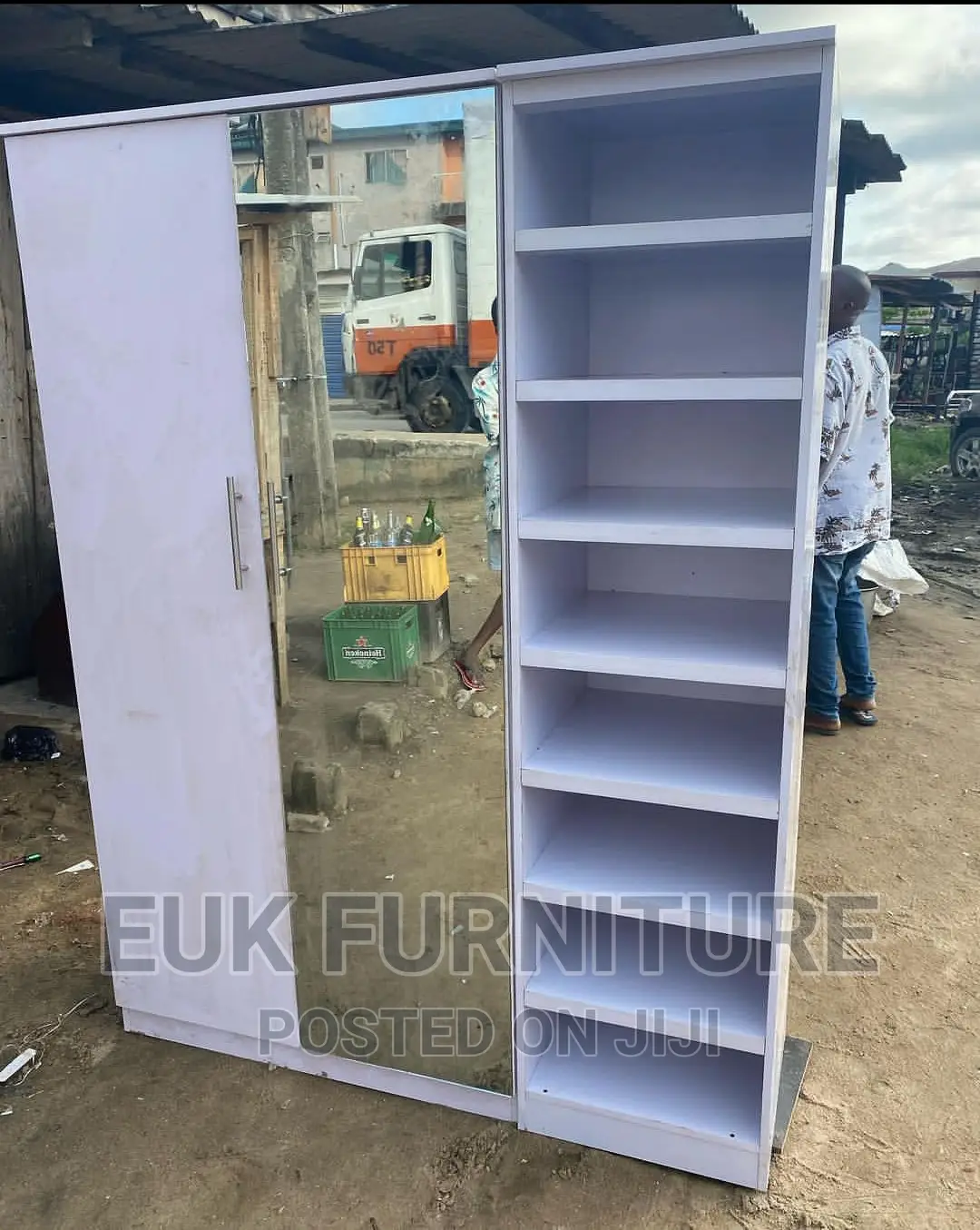 4ft by 6ft Wardrobe With Mirror