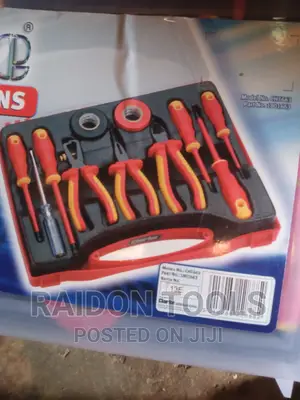 Electrician Screwdriver 11 PCS Clarke