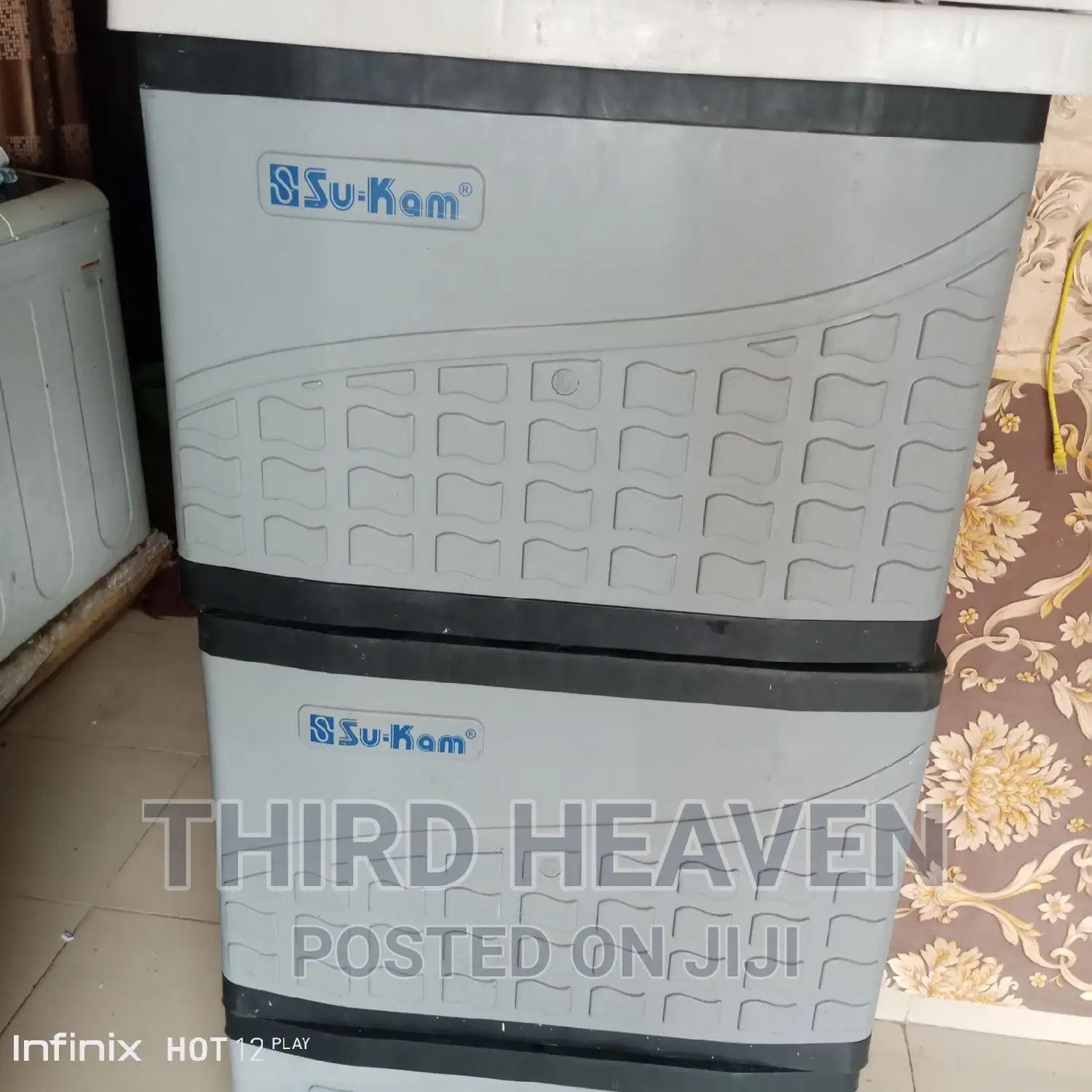 Plastic Battery Rack