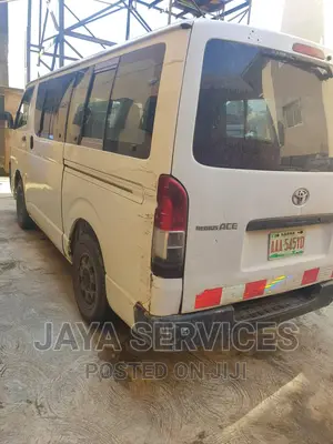 AC Tight Bus for Hire