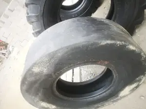 11.00r20 (13/80- 20) Smooth Tyre