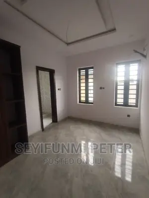 Furnished 4bdrm Duplex in Magodo Phase 1 for sale