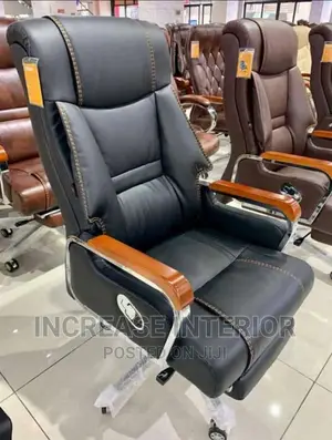 Quality Director Executive Office Chair With Foot Rest