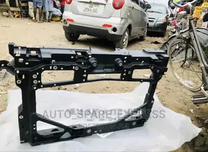 Front Cut Yaris Ia 2017
