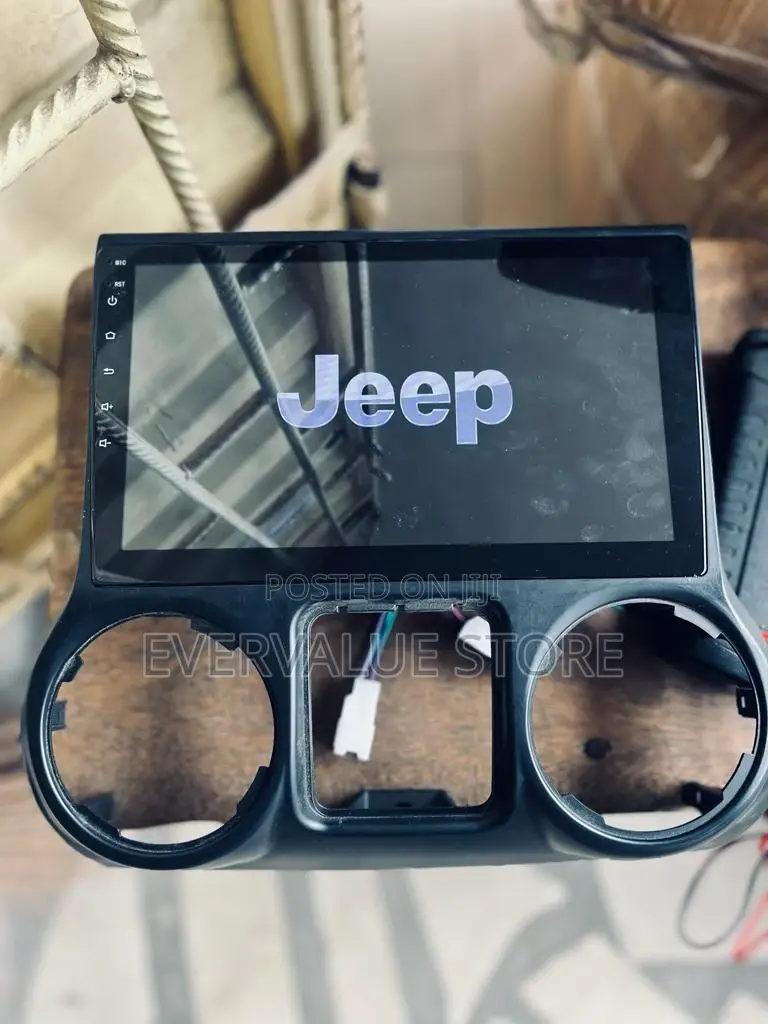 Jeep Wrangler Android Player + Reverse Camera