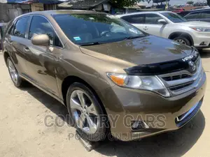 Toyota Venza V6 2012 Gold