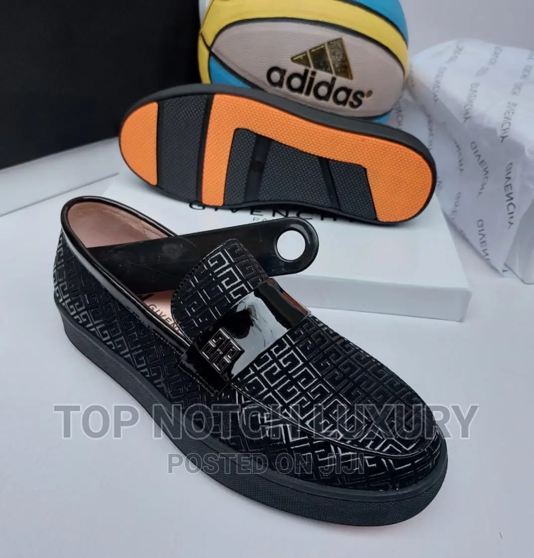 Givenchy Men Luxury Flat Shoe