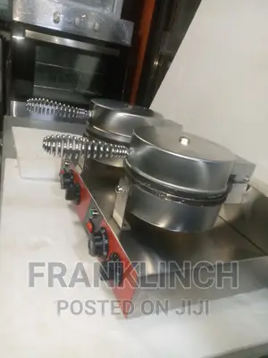 Commercial Waffle Maker