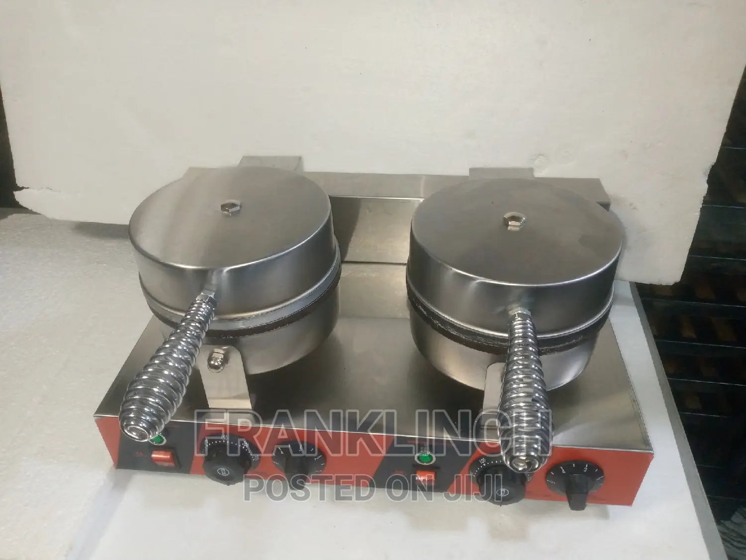 Commercial Waffle Maker