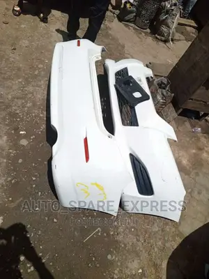 Matrix 2010 Bumper
