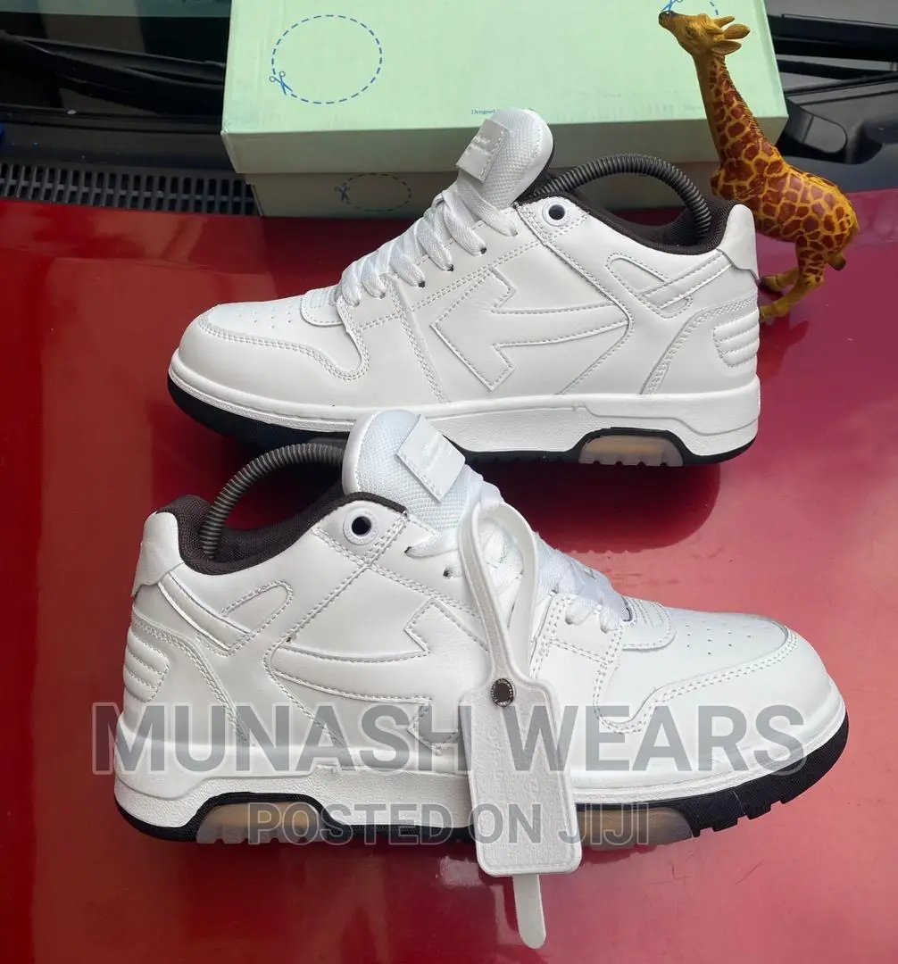Offwhite Sneakers