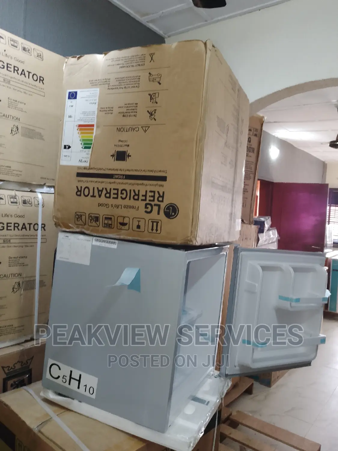 Lg Refrigerator FLG-88l