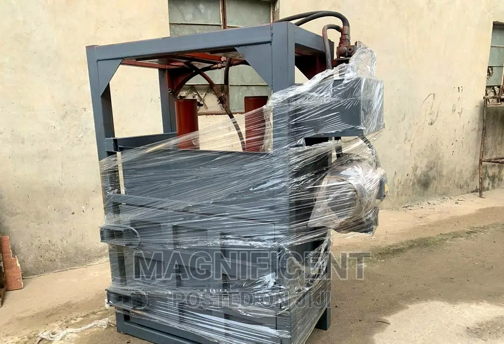 Bailing Machine