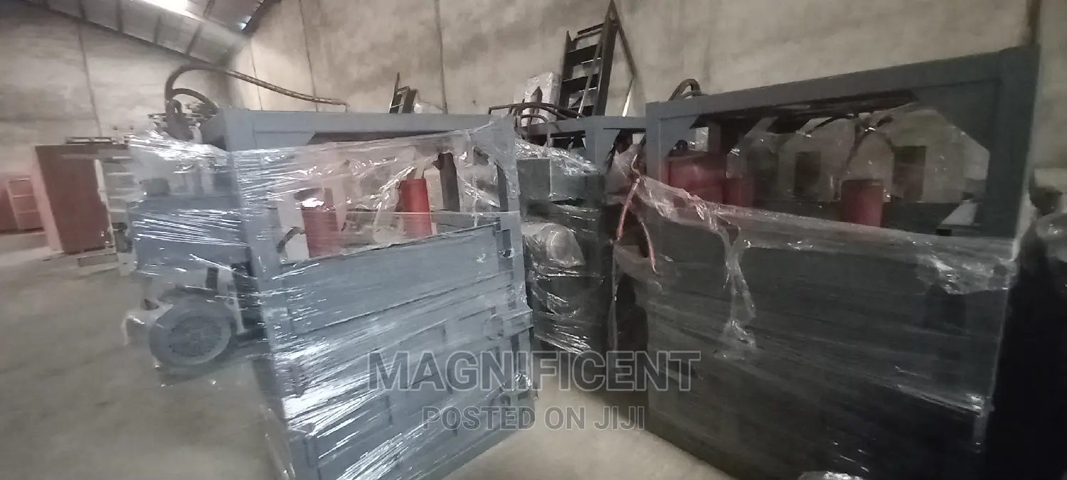 Bailing Machine