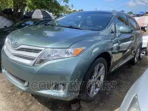 Toyota Venza V6 AWD 2012 Green